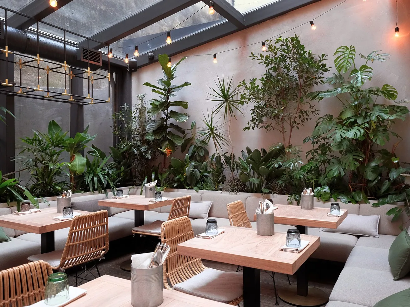 quan ca phe thumb 11zon