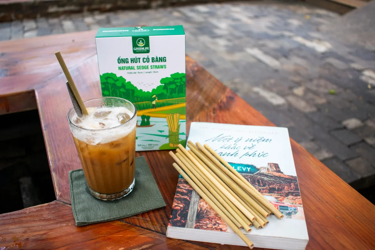 Vietnam Biodegradable Straws: Exporting Sustainability to the Global Market 10 ống hút cỏ bàng
